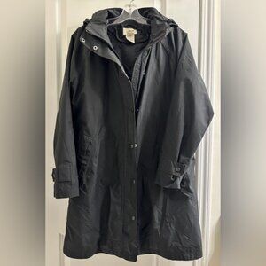 L.L. Bean Women's Black Nylon Detachable Hood Rain Casual Jacket Large